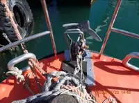 Nava de pescuit cu plase purseine de vânzare