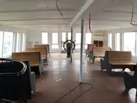 Navă cu feribotul de vânzare