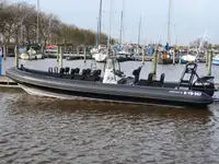 Nava de containere de vânzare