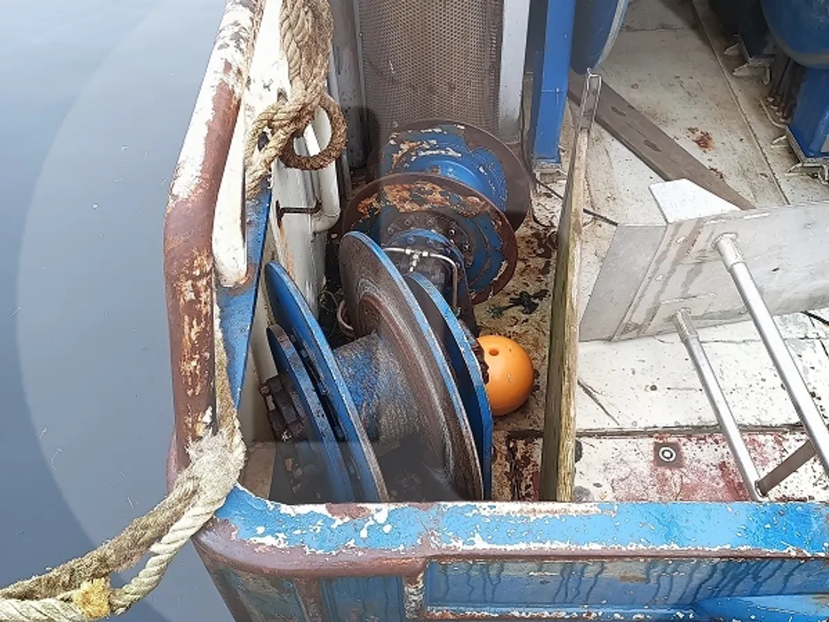 Nava transportoare de pește viu de vânzare