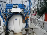 Nava de pescuit tip trauler de vânzare
