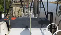 Nava de pescuit tip trauler de vânzare