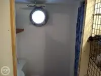 Șalupă de vânzare