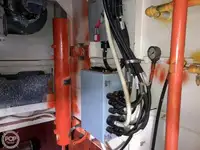 Ambarcațiune de debarcare, cu rezervoare de vânzare