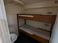 Navă de sondaj de vânzare