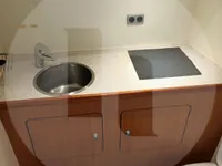 Navă de sondaj de vânzare