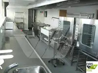 Barjă de cazare de vânzare