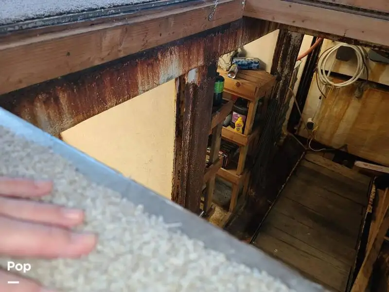 Nava de pescuit tip trauler de vânzare