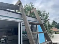 Catamaran de vânzare