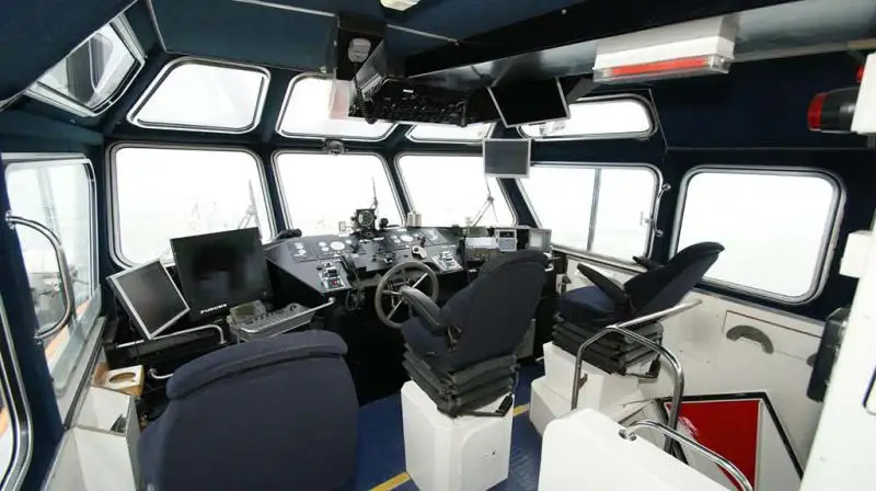 Navă de transport echipaj de vânzare