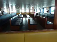 Navă cu feribotul de vânzare