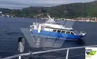 Navă cu feribotul de vânzare