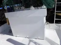 Nava de pescuit tip trauler de vânzare