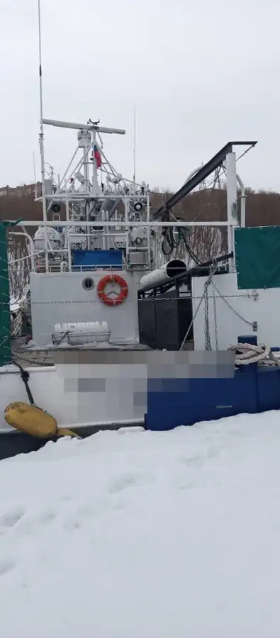 Nava de pescuit tip trauler de vânzare
