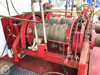 Nava de pescuit tip trauler de vânzare