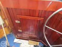 Nava de pescuit tip trauler de vânzare
