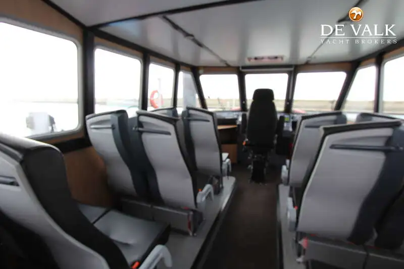 Navă de transport echipaj de vânzare
