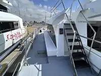 Catamaran de vânzare
