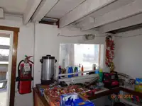 Șalupă de vânzare