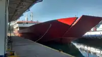 Nava refefer de vânzare
