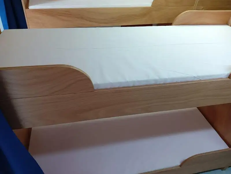 Nava container de vânzare