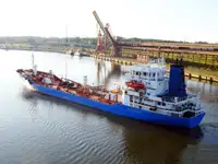 Oil/Chemical tanker de vânzare