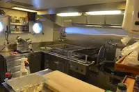 Nava de containere de vânzare