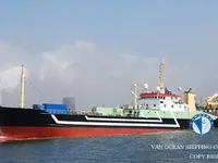Nava de pescuit tip trauler de vânzare