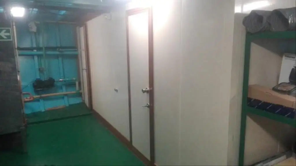 Ambarcațiuni de lucru de vânzare
