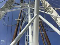 Nava de pescuit tip trauler de vânzare