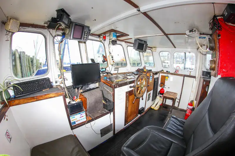 Nava transportoare de GNL de vânzare