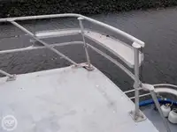 Șalupă de vânzare