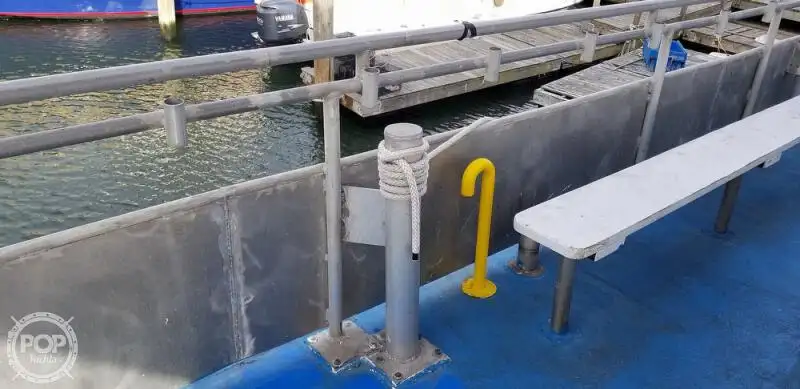 Catamaran de vânzare
