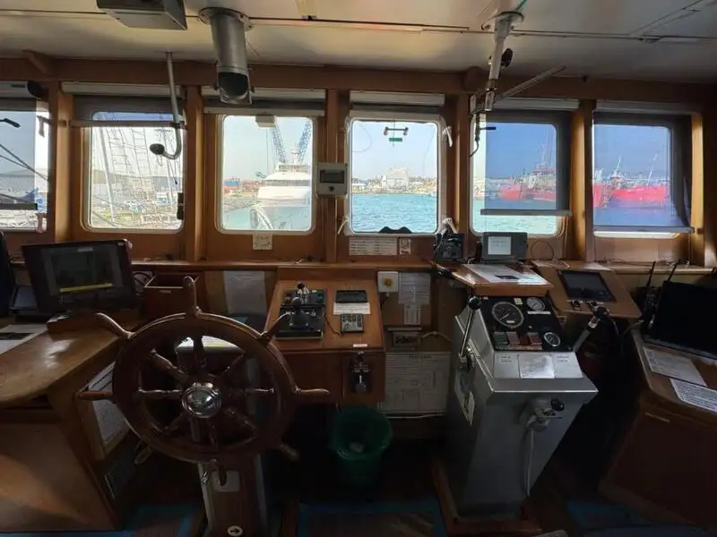 Nava container de vânzare