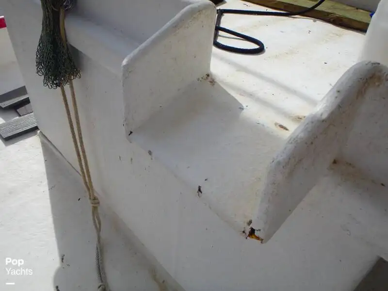 Nava de pescuit tip trauler de vânzare