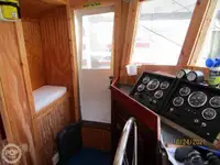 Nava de pescuit tip trauler de vânzare