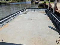 Nava de pescuit tip trauler de vânzare