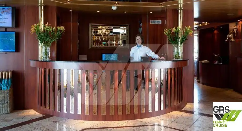 Navă de croazieră de vânzare