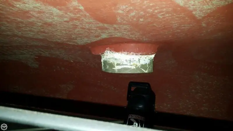 Nava de pescuit tip trauler de vânzare