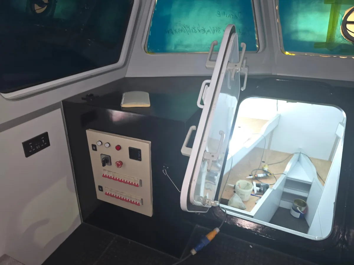 Navă de transport echipaj de vânzare