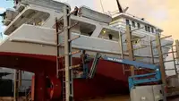 Nava de pescuit tip trauler de vânzare