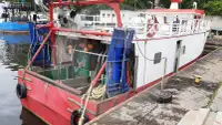 Nava transportoare de pește viu de vânzare