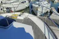 Nava de pescuit tip trauler de vânzare