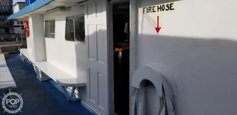 Catamaran de vânzare