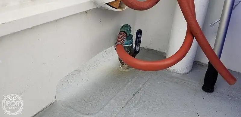 Nava de pescuit tip trauler de vânzare