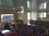 Șalupă de vânzare