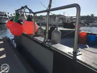 Nava de pescuit tip trauler de vânzare