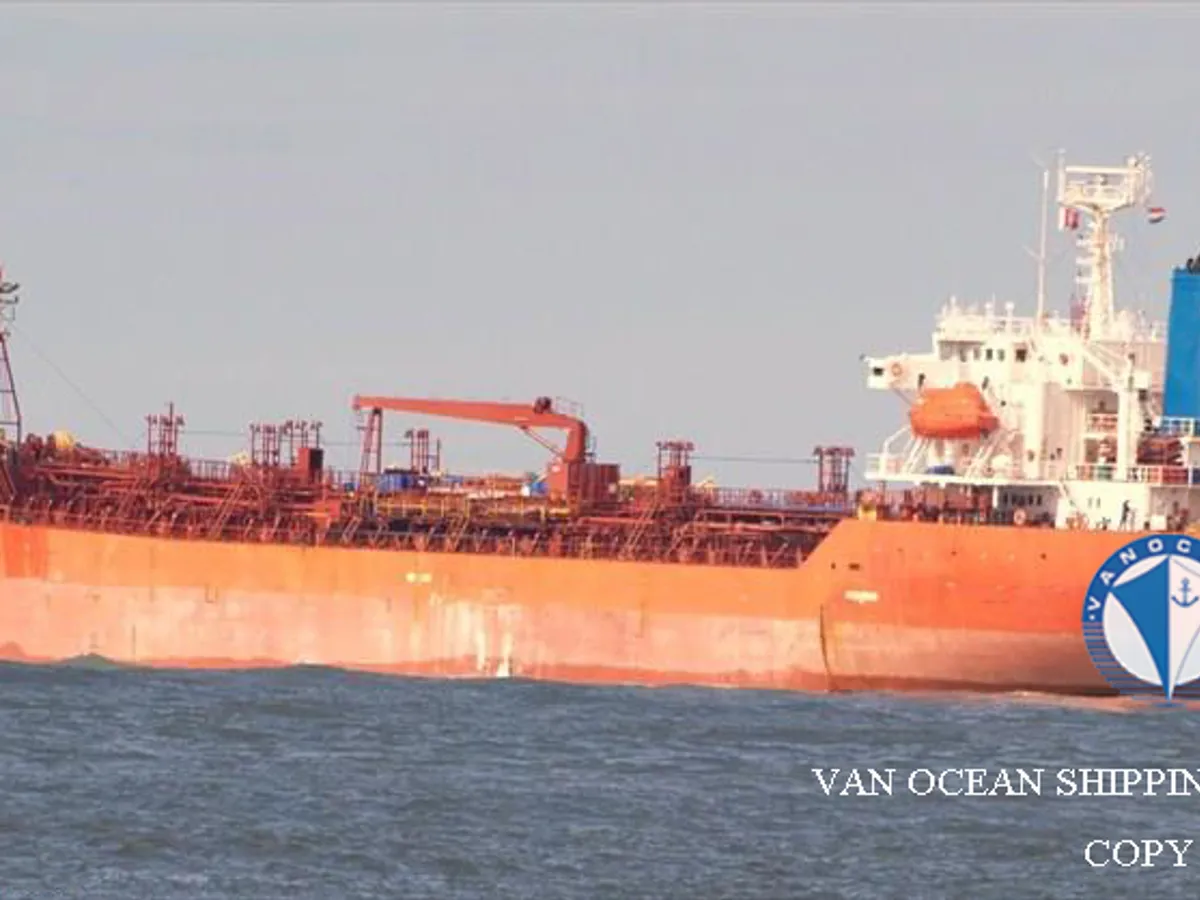Tanc petrolier / chimic de vânzare