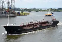 Oil/Chemical tanker de vânzare