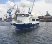 Nava de pasageri de vânzare